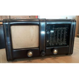 Antique Bakelite Radio Blaupunkt 5W 641 (1941) 